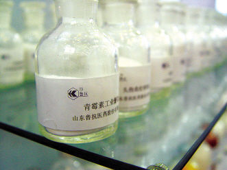 接棒青霉素抗菌重任，，，，，阴沟里发明头孢菌素，，，，，作育“重磅炸弹”