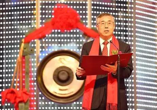 亿万先生mr首创人&CEO陈春麟博士上市仪式致辞